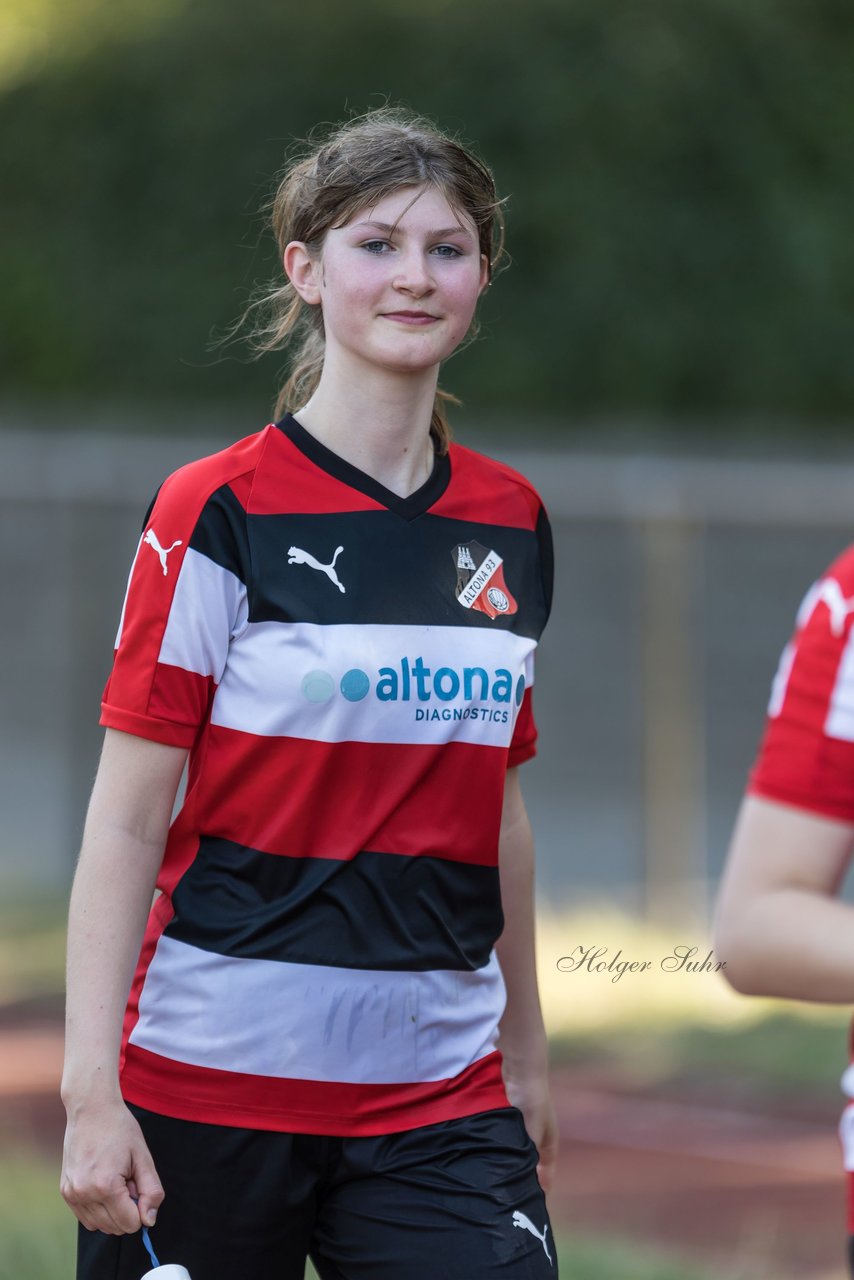Bild 60 - Loewinnen Cup